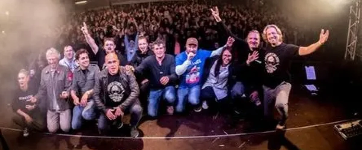 post.featured_images[0].description